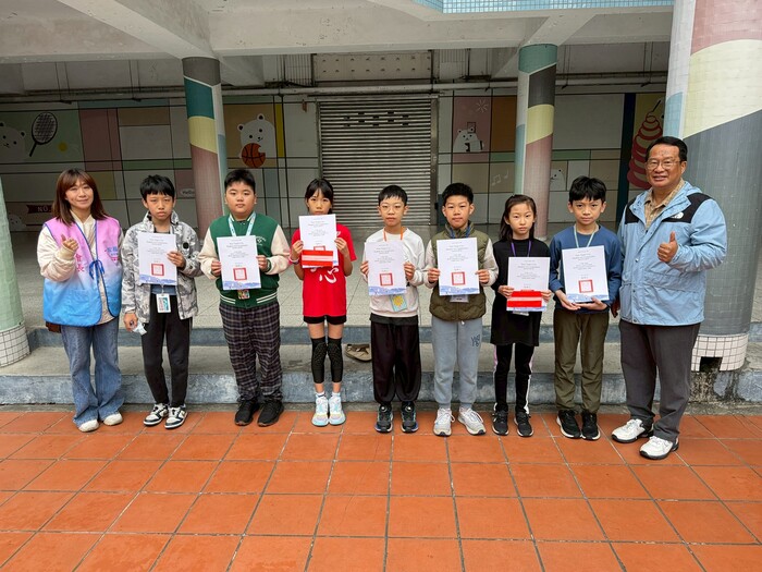 平面設計類美術班組圖片